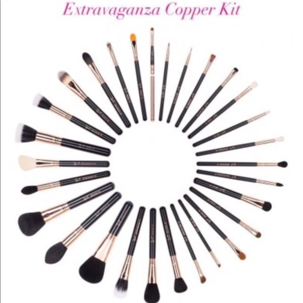 Sigma Beauty 32-Piece Black & Copper Makeup Brush Set
